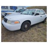2004 Ford Crown Victoria, Vin#2FAFP71W54X139801, odometer reads 126,051, Has Hail Damage.  Broken Back Windshield, locks are drilled. See description for additional information.  Preview & pickup Flee