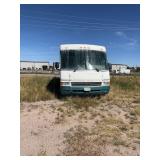 1996 Ford Motorhome, Vin# 3FCMF53GXTJA00659. This item has a WY title and will require a WIRE Transfer for payment. No key available. Buyer will have to have towing lined up and must take everything i