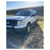 2007 Ford Expedition, Vin#1FMFU16557LA86935, odometer reads 112,899. Hail, no rear seat, back door inside panels gone, paint peeling, cracked windshield. See description for additional information.  P