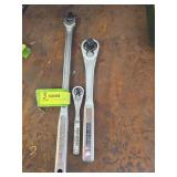 Craftsman 1/4 & 1/2 rachets and 1/2 breaker bar