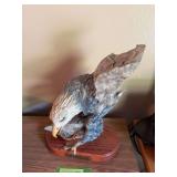 “Spirit Messenger” eagle figurine 5519/10000