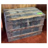 Old steamer trunk, no handles