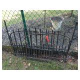 Three pieces modern fence