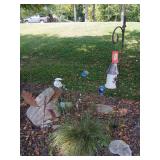 Various yard decor