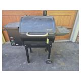 Camp Chef SmokePro pellet grill w/ cover