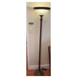Approx 6’ tall floor lamp w glass shade