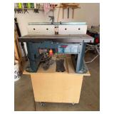 Bosch RA1181 router table and Bosch router 1/4 & 1/2 shafts