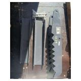 VEVOR 36inch Hydraulic Backhoe Excavator Thumb	WOLVERINE		FCM-31-36IN	"Material: Steel Length: 36 in  Tooth plate thickness: 1/2 in Weight: 59 kg/129 lbs",MOUNT VERNON