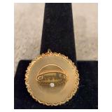 Cryovac attendance pin with diamond