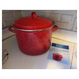 Crofton 12qt RED stockpot, looks new