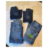 4 pair size 7 Cat & Jack jeans