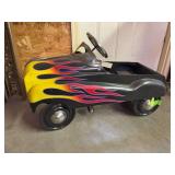 Instep pedal car