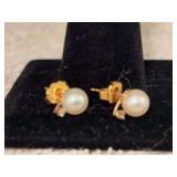 “Pearl” studs with diamonds
