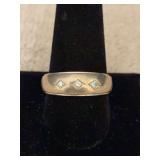 14kt with diamonds, mens sz 11