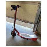 Razor electric scooter with charger