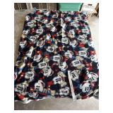 Make your own Mickey blanket with this piece of Mickey Mouse fleece