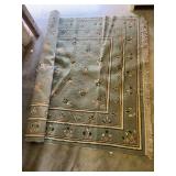 Arak 5 x 7 area rug