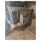 New Idea one hole corn sheller New Idea one hole corn sheller
