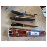 Pair of hunting/fishing knives