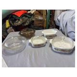 Three spice of life casserole dishes and two Pyrex serving dishes Three spice of life casserole dishes and two Pyrex serving dishes