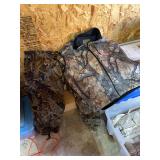 Sitka size 2xl vest and size xl camo pants Sitka size 2xl vest and size xl camo pants