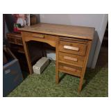 Small four drawer oak kneehole children’s desk Small four drawer oak kneehole children’s desk