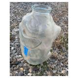 Pig glass jar