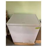 Frigidaire chest freezer 22 x 29 x 32