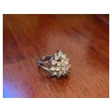 Women’s cocktail ring size 4.75 Marked 18K HGE