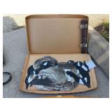 1 dozen Outlaw Decoys Magnum Goose color Decoys NIB