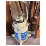 Small wet/dry vac
