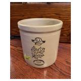 Western Stoneware 2 gallon crock Nice ring!!
