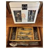 Heirloom by Oneida flatware and baby set