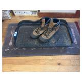 Men’s size 12 Danner hiking boots and plastic boot pans