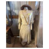 Acme adjustable dress form Brooklyn NY size A and clothing