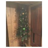 Christmas tree already decorated Approx 6’ tall