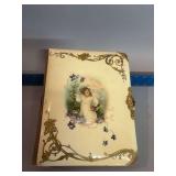 Photo book w paper pages, nice condition