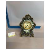 Waterbury Clock Co Parlor No.78  porcelain mantle clock w 2 keys 10” tall