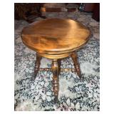 Piano stool w claw & ball feet