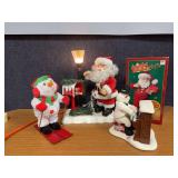 Animated Santas and snowmen Lamp post is missing light cover on top