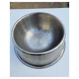 5 stainless steel dog bowls. 3 measure approx 11"dia,4"H; 2 measure 10"dia,5"H