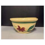 Wattware set of 4 nested bowls #6,7,8,9 See photos for chip on base of bowl 7