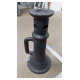 I.I. & B. Co. 1-3/4 x 10 House Screw Jack
