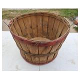 8 Bushel Baskets. 2 measure 18"dia,12"H; 4 measure 14"dia,10"H; 1 measures 12"dia,11"H; 1 measures 11"dia,7.5"H