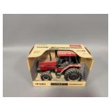 1:16 scale Ertl Case International Maxxum 5140 MFD tractor