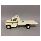 1:16 scale Ertl John Deere Dealer tilt bed truck