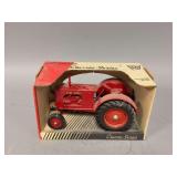 1:16 scale Scale Models Classic Tractor Series CO OP tractor