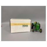 1:16 scale Ertl John Deere Model 730 standard tread tractor 1958-1960 Two Cylinder XVI 2006