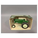 1:16 scale Spec Cast Oliver 770 7th Anniversary Oliver Collector News 1986-1993