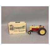 1:16 scale Ertl Cockshutt 560 Diesel National Farm Toy Museum